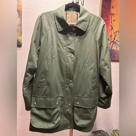 Burberry London Green NovaCheck Women’s Coat size L - Picture 3 of 17